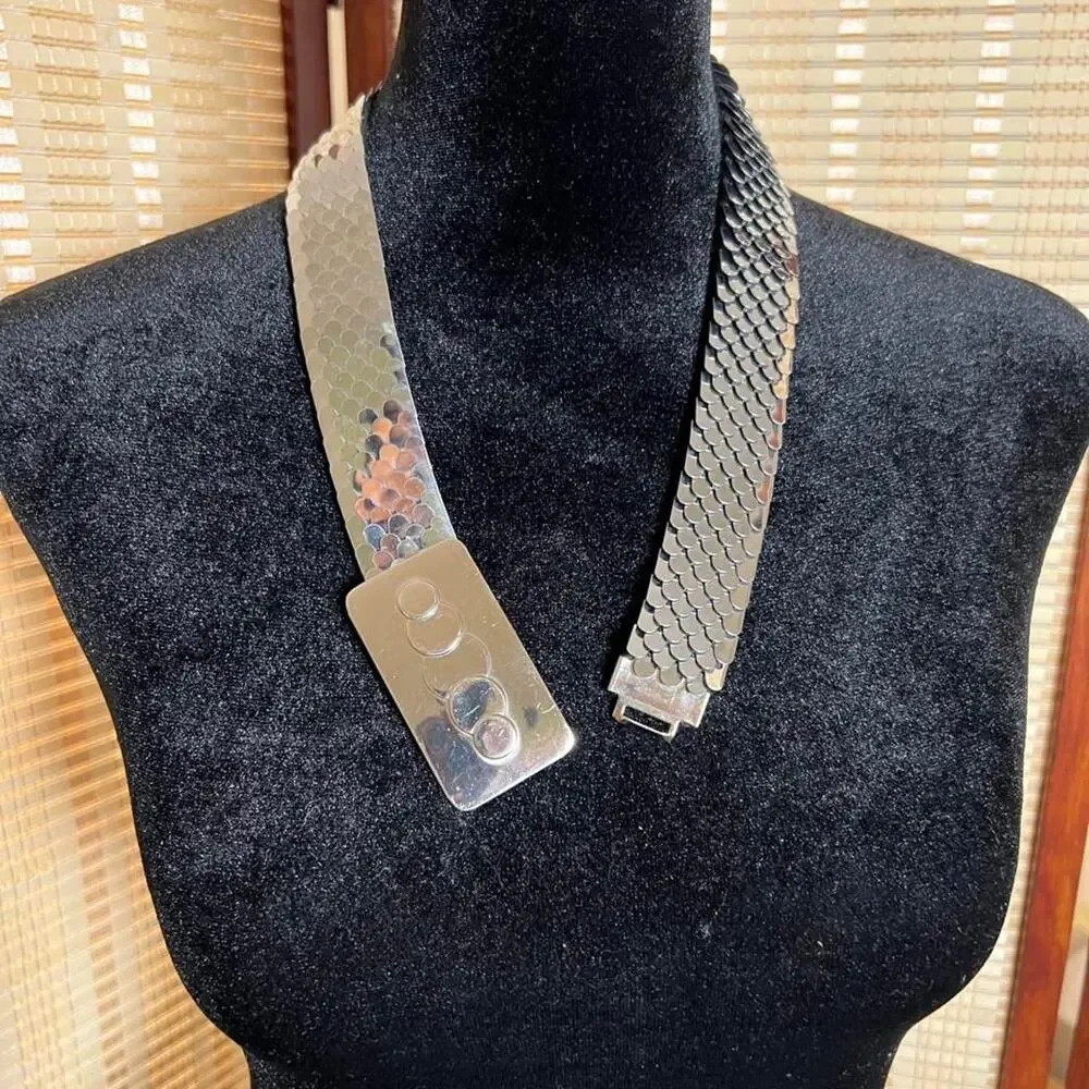 Vintage Disco Silver Fish Scale Belt/Choker Necklace